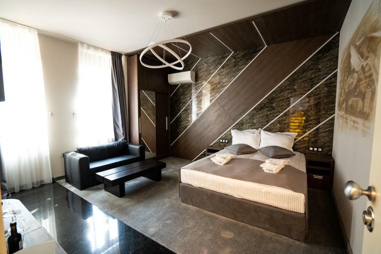 Boutique Guest house 7th Sense Plovdiv Extérieur photo